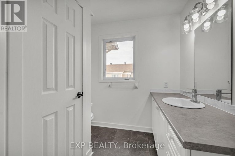 28543966/423-hillsboro-private/emerald-meadowstrailwest/ottawa/ontario/K2M3A7_22
