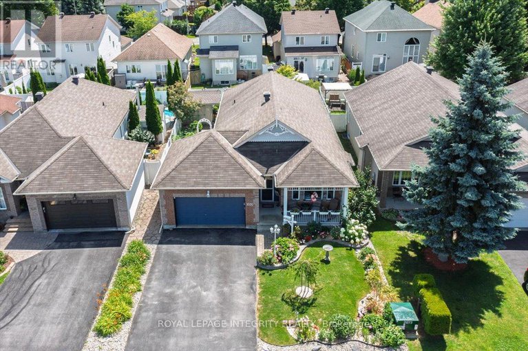 29228635/1030-valin-street/fallingbrookgardenway-south/ottawa/ontario/K4A4X7_45