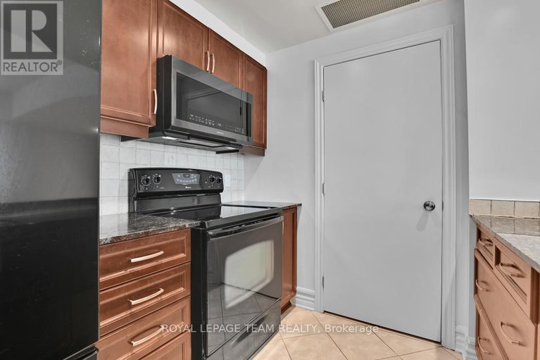 28538344/1306-200-rideau-street/sandy-hill/ottawa/ontario/K1N5Y1_7