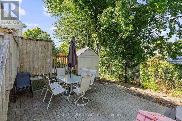 28881072/12-sonata-place/riverview-park/ottawa/ontario/K1G6H2_26