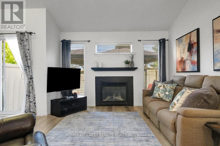 28998618/29-calaveras-avenue/longfields/ottawa/ontario/K2J4Z8_10