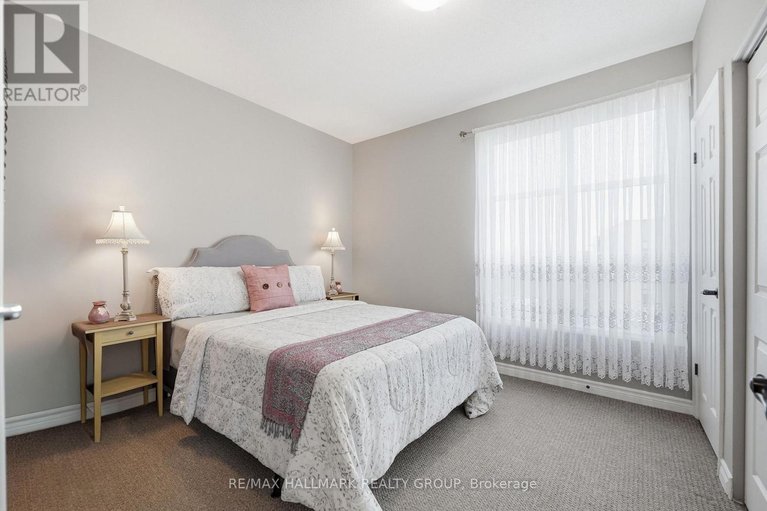 29686096/405-215-titanium-private/convent-glen-north/ottawa/ontario/K1C0B7_23