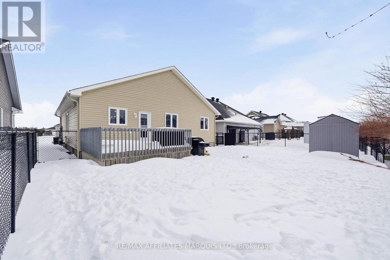 29275538/50-jim-brownell-boulevard/long-sault/south-stormont/ontario/K0C1P0_28