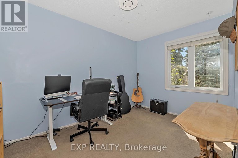 28837598/1943-longman-crescent/chateauneuf/ottawa/ontario/K1C5G8_18