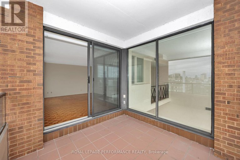 28410247/1204-40-boteler-street/lower-townbyward-market/ottawa/ontario/K1N9C8_30