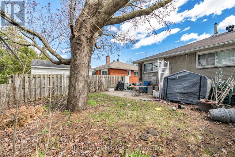 28537509/2421-iris-street/parkway-park/ottawa/ontario/K2C1C7_36
