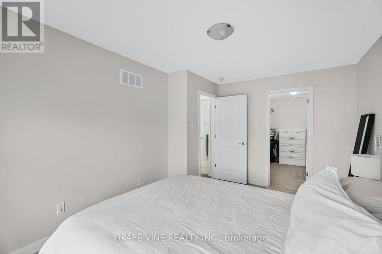 28972710/172-visor-private/emerald-meadowstrailwest/ottawa/ontario/K2V0S6_23
