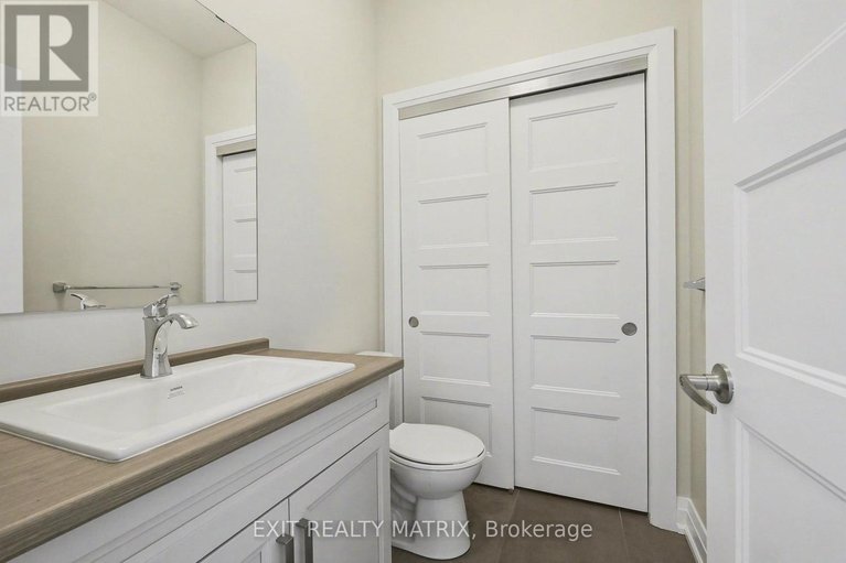 29622701/401-bruges-street/embrun/russell/ontario/K0A1W0_13