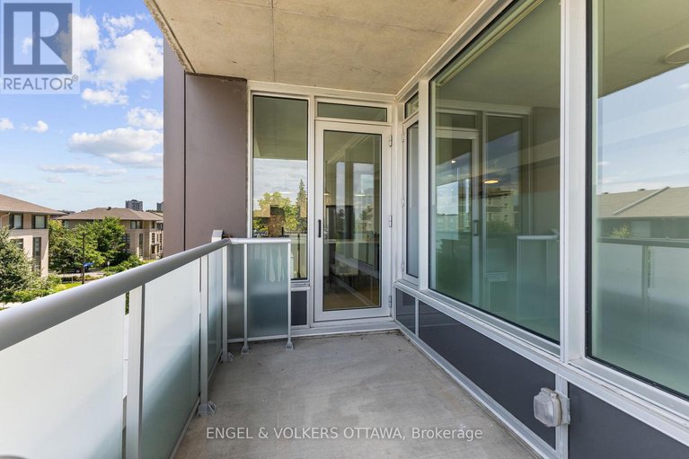 28607787/unit-308-570-de-mazenod-avenue/ottawa-east/ottawa/ontario/K1S5X2_8