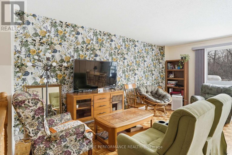 29371477/94-249-romulus-private/carson-meadows/ottawa/ontario/K1K3Y2_7