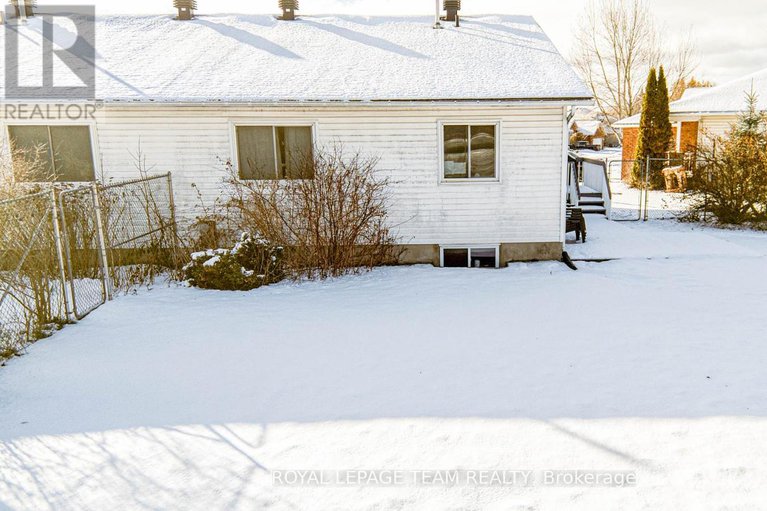 29324372/55-gale-street/almonte/mississippi-mills/ontario/K0A1A0_34