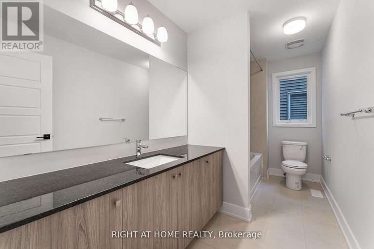 28827384/831-derreen-avenue/stittsville-north/ottawa/ontario/K2S3A7_18