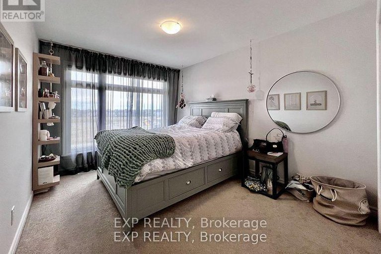 28505159/926-brian-good-avenue/riverside-southgloucester-glen/ottawa/ontario/K4M0N7_28