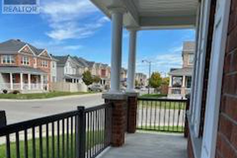 28994038/165-andre-audet-avenue/half-moon-bay/ottawa/ontario/K2C3H1_3