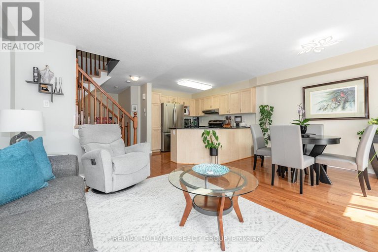 28749902/261-parkrose-private/chatelaine-village/ottawa/ontario/K4A0N8_8