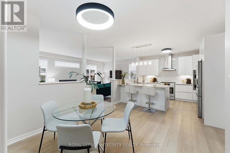 29280085/607-devonwood-circle/blossom-parkkemp-parkfindlay-creek/ottawa/ontario/K1T4E6_11