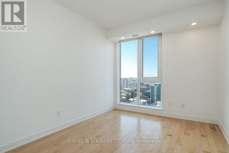 29456144/2401-179-metcalfe-street/ottawa-centre/ottawa/ontario/K2P1P7_25