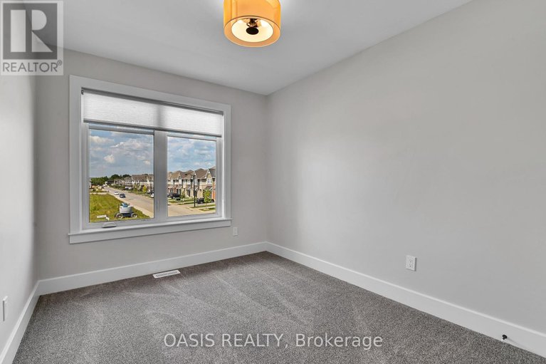 28597119/720-pipit-lane/half-moon-bay/ottawa/ontario/K2J7A5_17