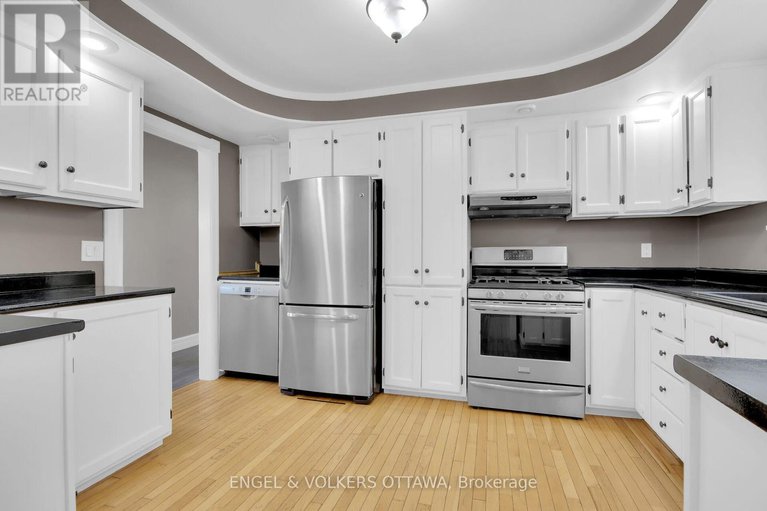 28271751/4715-kelso-street-e/augusta-twp/augusta/ontario/K0E1T0_13