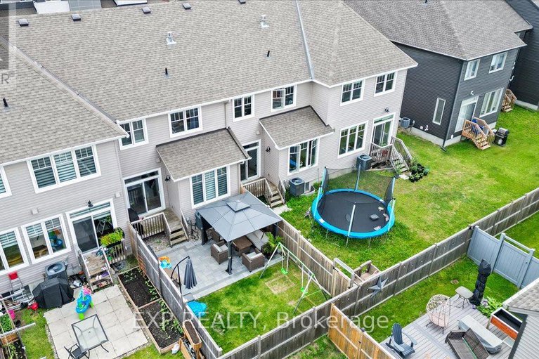 28491066/42-jardiniere-street/remainder-of-stittsville-area/ottawa/ontario/K2S2K3_30