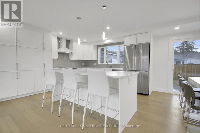 28194820/16-glenridge-road/meadowlandscrestview/ottawa/ontario/K2G2Z5_7