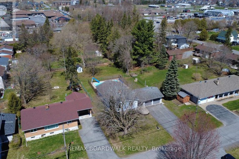 29666453/103-christopher-hamilton-street/richmond/ottawa/ontario/K0A2Z0_7