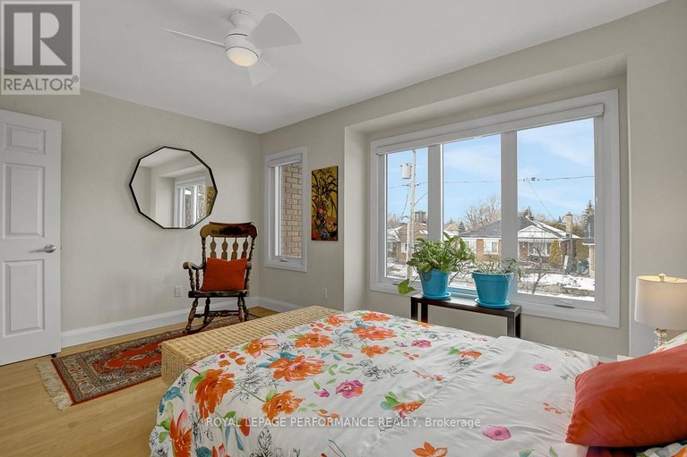 29629376/86-west-presland-road/overbrook/ottawa/ontario/K1K2C3_29