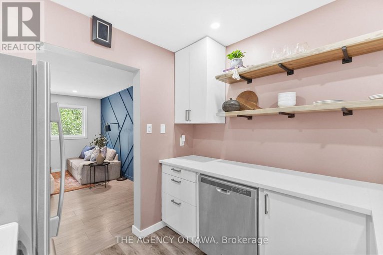 29075964/602-seyton-drive/westcliffe-estates/ottawa/ontario/K2H7X5_9