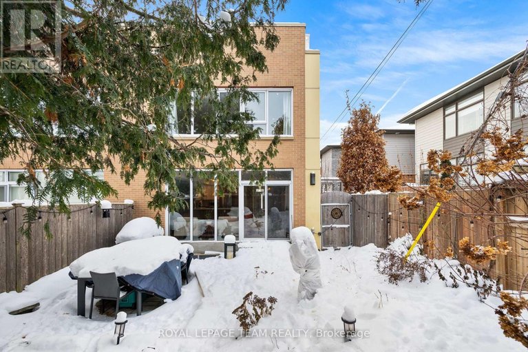 29565915/649-churchill-avenue-n/westborohampton-park/ottawa/ontario/K1Z5G2_37