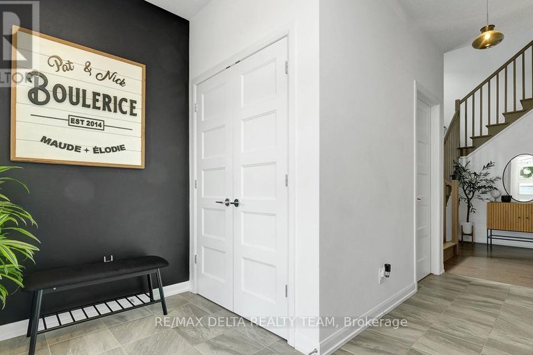 29658525/1269-diamond-street/clarencerockland-twp/clarence-rockland/ontario/K4K0M5_7