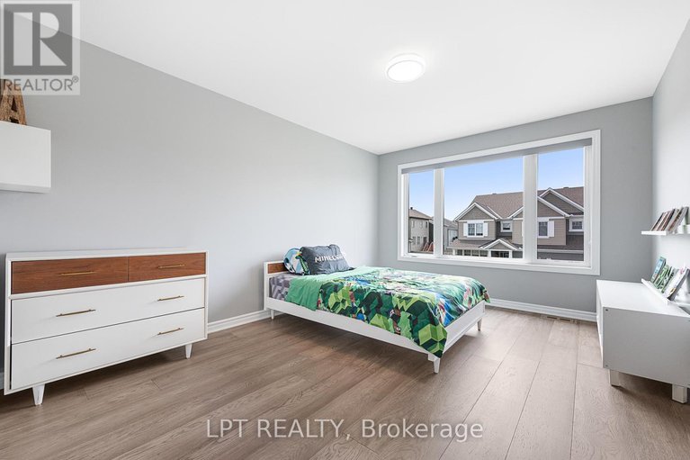 28424466/165-celestial-grove/half-moon-bay/ottawa/ontario/K2J6R6_26