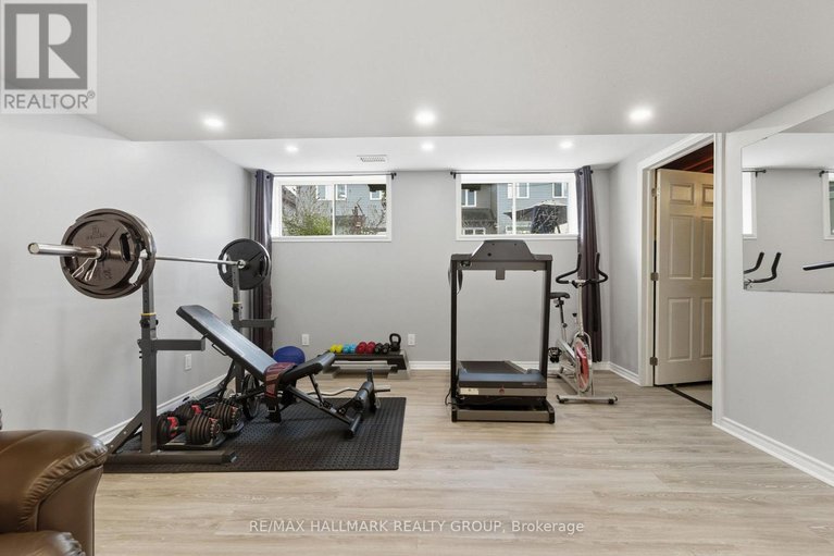 29279127/677-sunburst-street/leitrim/ottawa/ontario/K1T0L2_37