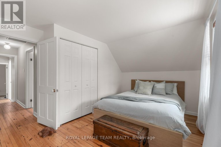 28463800/17-electric-street/lindenlea/ottawa/ontario/K1M1X5_14