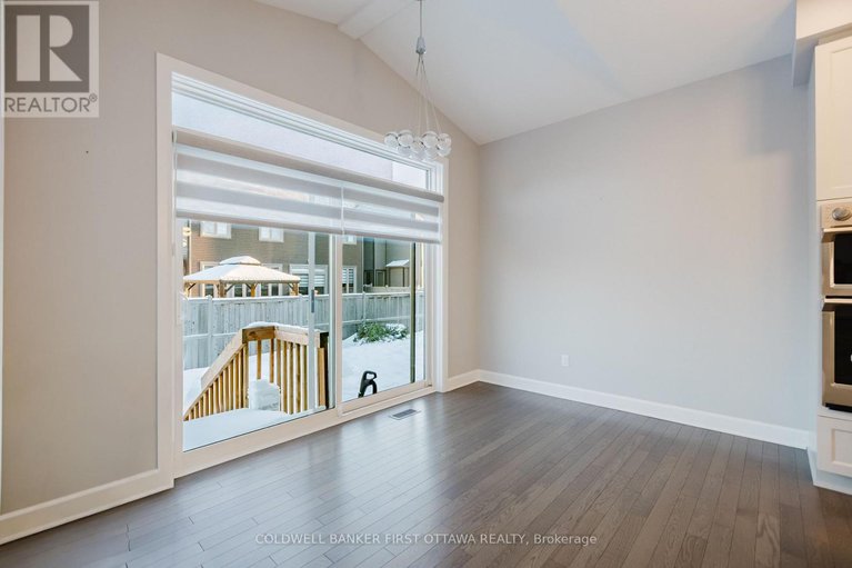 29363800/896-sendero-way/remainder-of-stittsville-area/ottawa/ontario/K2S2W8_22