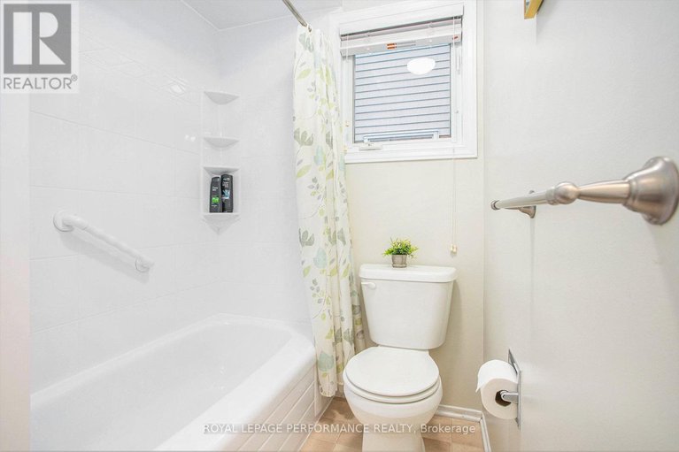 29023034/6097-forestglen-crescent/chapel-hill/ottawa/ontario/K1C5N9_29