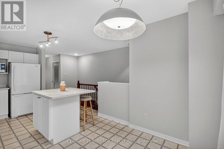 29074489/21-scout-street/central-park/ottawa/ontario/K2C4B9_6