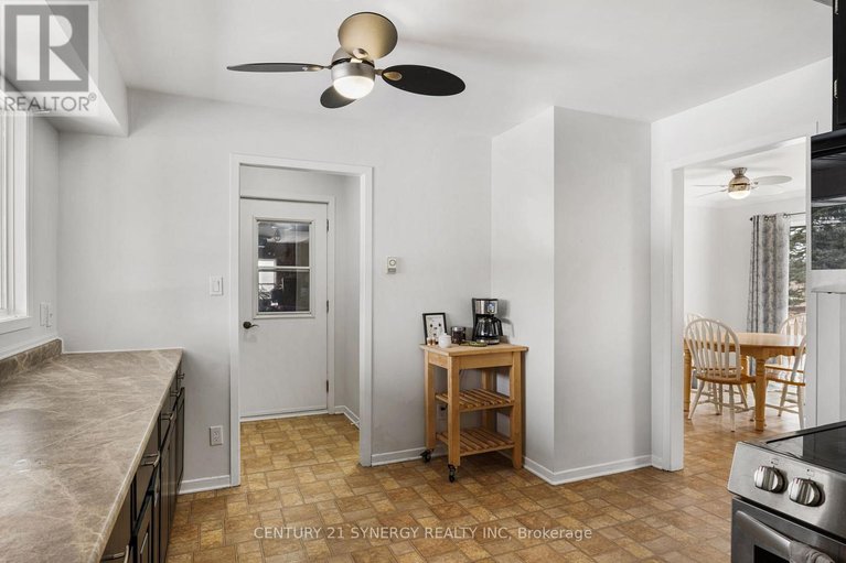 29448770/15658-county-43-road/north-stormont-finch-twp/north-stormont/ontario/K0C1K0_18