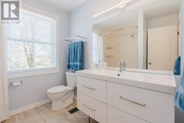 29631308/583-apollo-way/fallingbrookpineridge/ottawa/ontario/K4A1T7_34