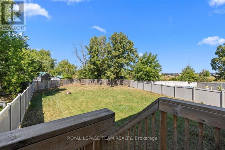 28774616/227-bert-hall-street/arnprior/arnprior/ontario/K7S0H1_45