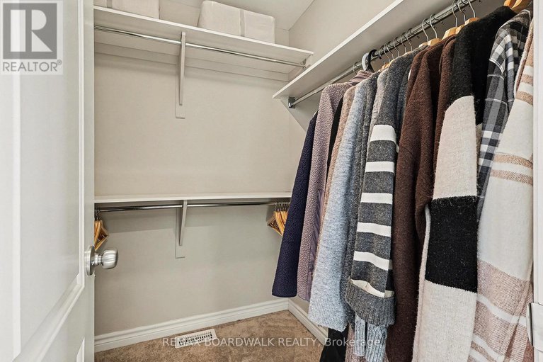 29220417/832-june-grass-street/avalon-west/ottawa/ontario/K4A1H4_18