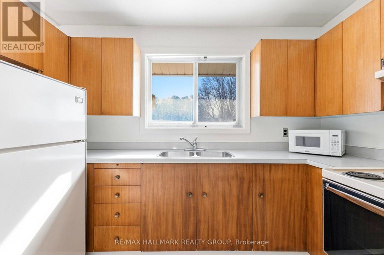 29398647/6228-perth-street/richmond/ottawa/ontario/K0A2Z0_11