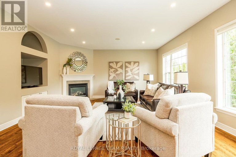 28541341/10-beechgrove-gardens/stittsville-south/ottawa/ontario/K2S1W5_20