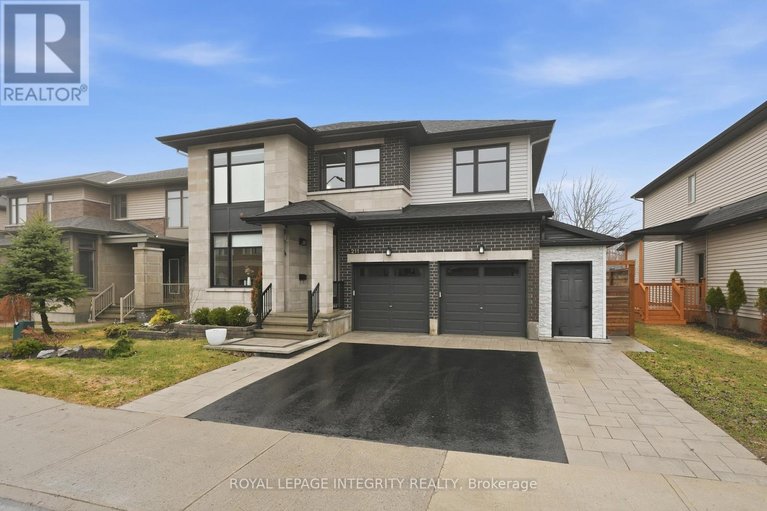 29623977/211-cooks-mill-crescent/riverside-south/ottawa/ontario/K1V2N1_1