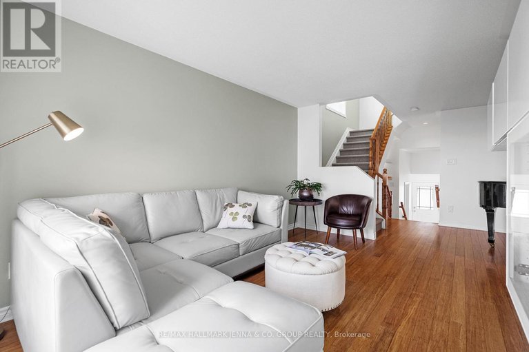 28318968/277-catamount-court/emerald-meadowstrailwest/ottawa/ontario/K2M0A9_11