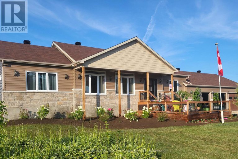 28376540/1496-drummond-school-road/drummond-n-elmsley-drummond-twp/drummondnorth-elmsley/ontario/K7H0K5_4