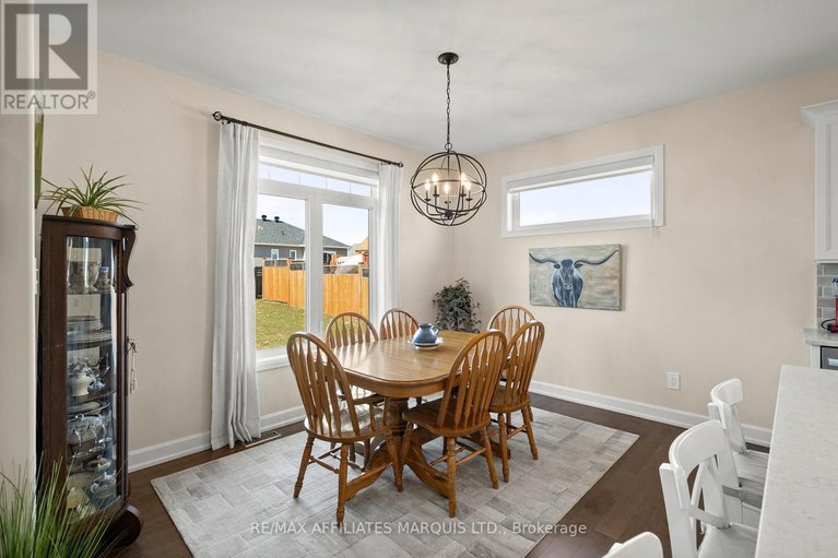 29533245/74-jim-brownell-boulevard/long-sault/south-stormont/ontario/K0C1P0_14