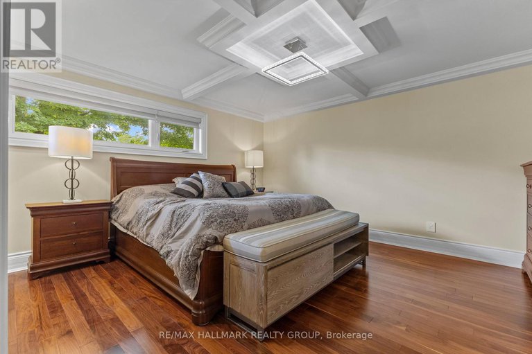 28537676/1883-barnhart-place/alta-vistafaircrest-heights/ottawa/ontario/K1H5B5_16