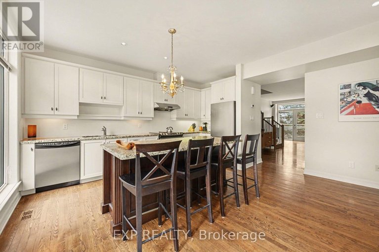 29468439/51-callaghan-private/beaverbrook/ottawa/ontario/K2K0A6_7