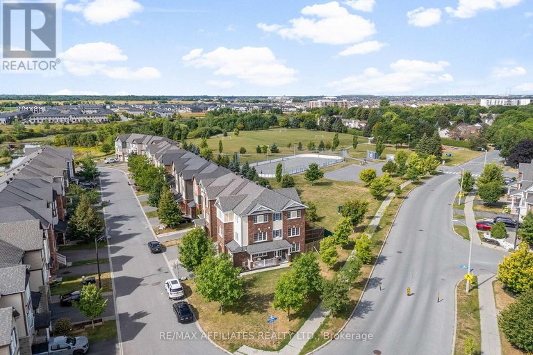 28808189/407-coldwater-crescent/emerald-meadowstrailwest/ottawa/ontario/K2M0J3_5
