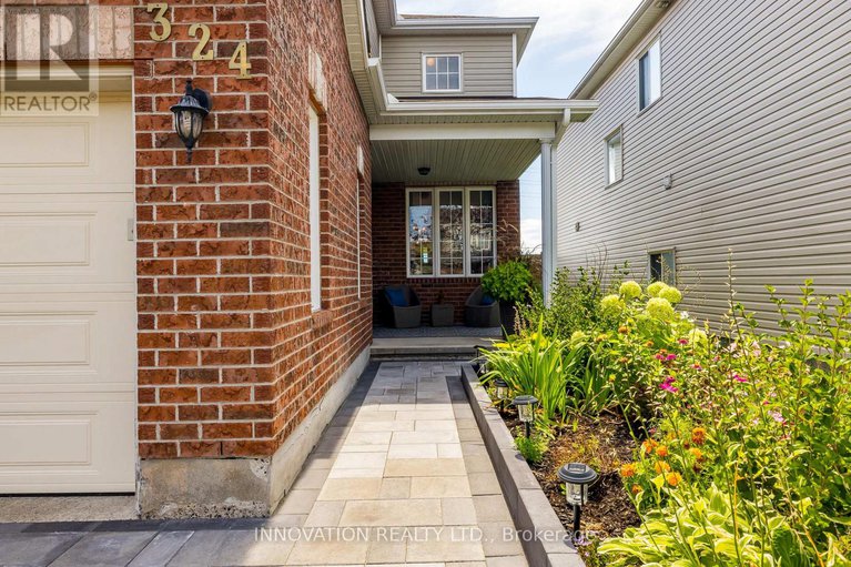 28741506/324-rustic-hills-crescent/springridgeeast-village/ottawa/ontario/K4A5A8_2